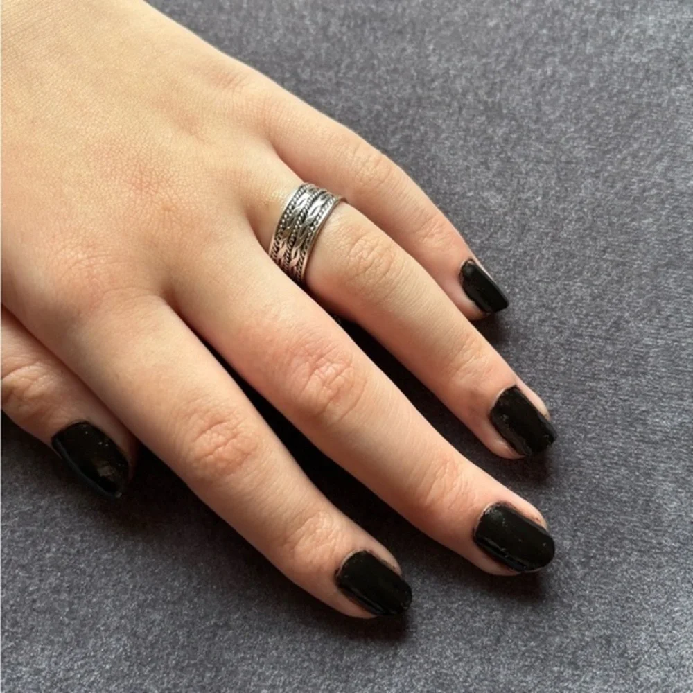 Vintage Silver Colored Textured Woven Dimensional Open Back Statement Ring - Picture 6 of 9